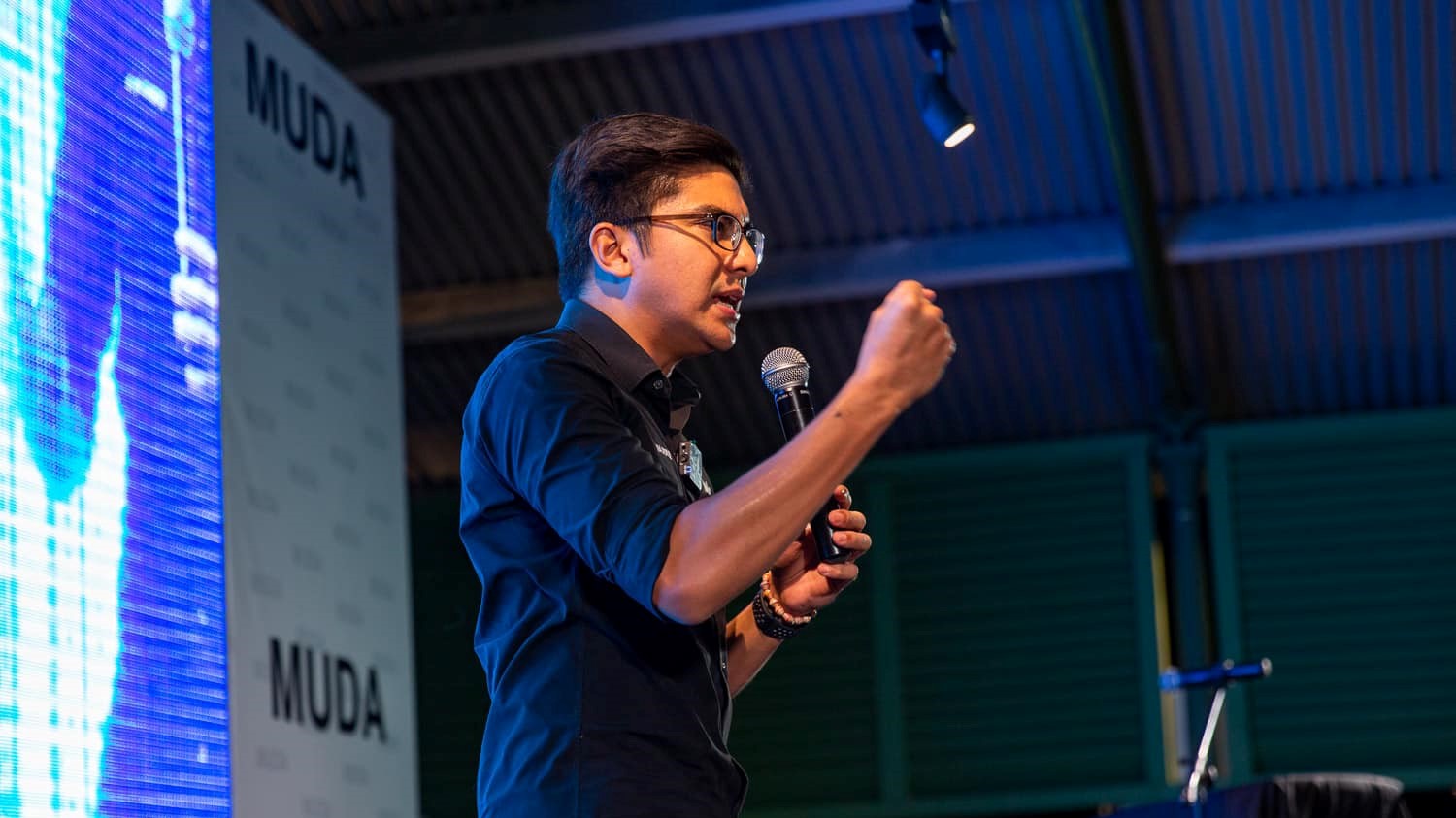 Syed Saddiq challenges youth leaders to debate