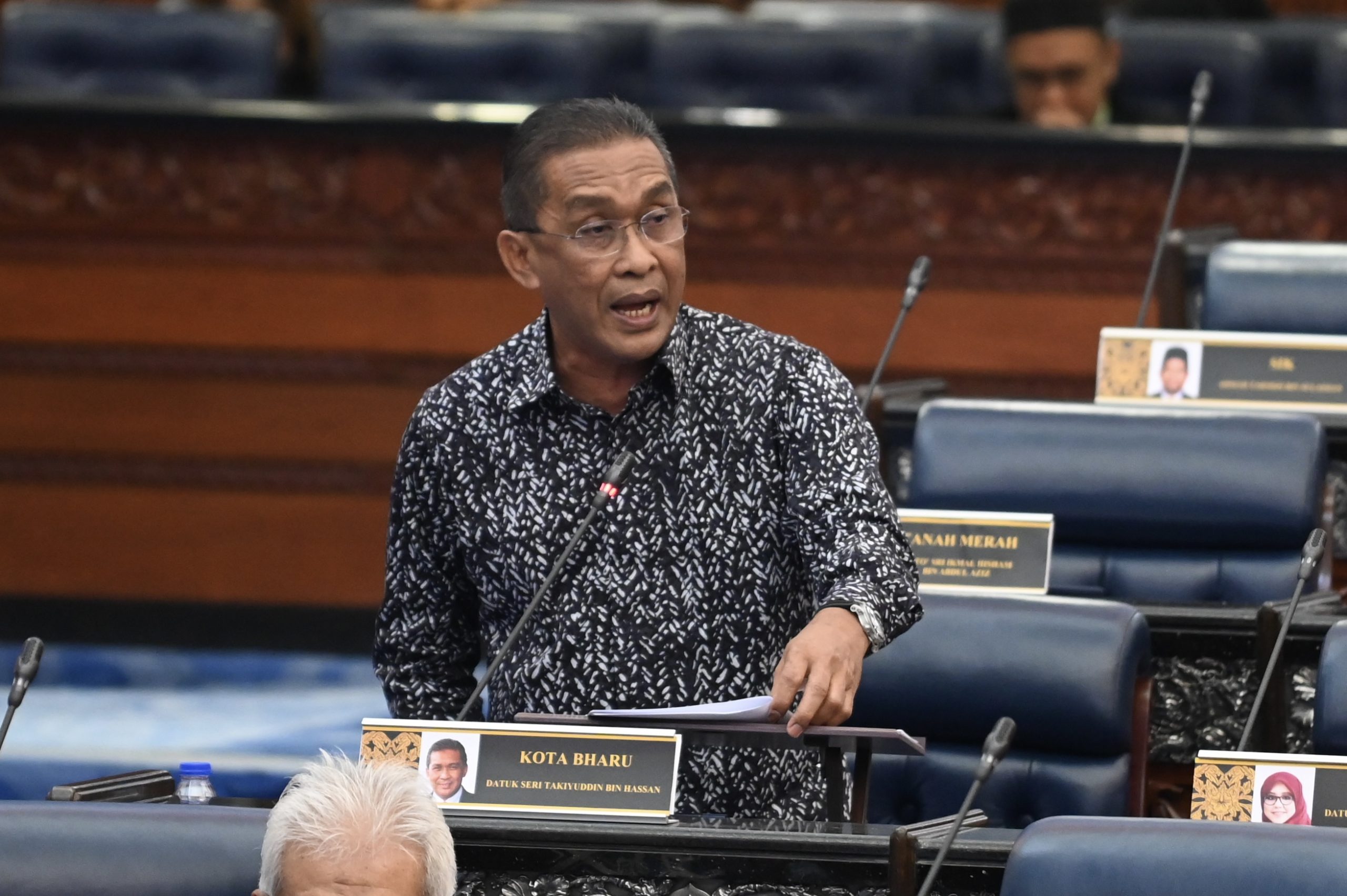 Dewan erupts after Takiyuddin alleges big spending on PM’s chopper rides