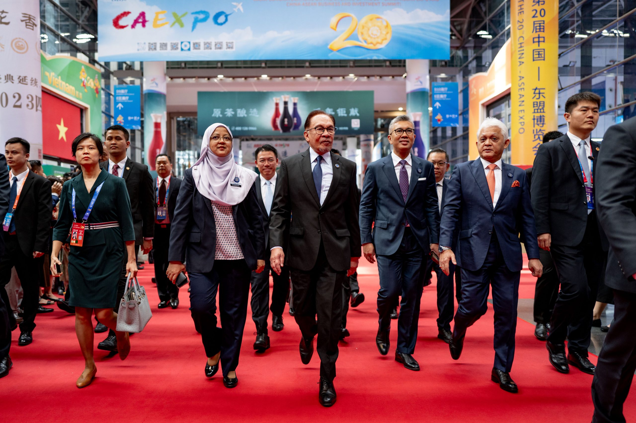 Anwar witnesses MoUs exchange between M’sian, Chinese firms worth total of RM19.84 bil