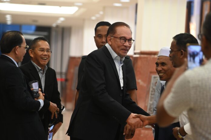 20230918-Anwar Ibrahim at Dewan Rakyat-info dept