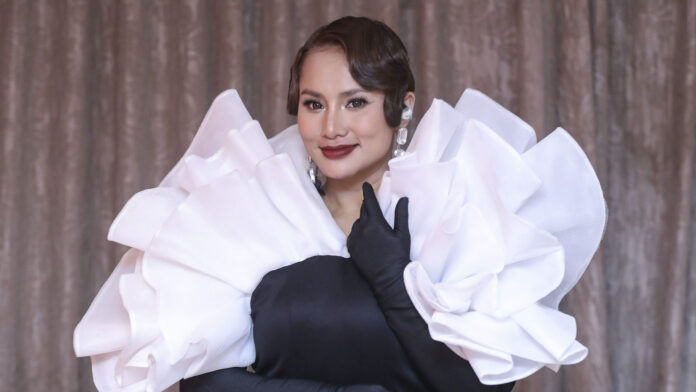 Elly-Mazlien-3-1920x1488 (1)