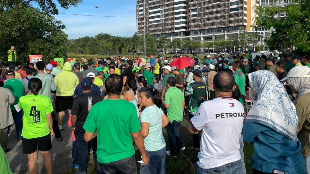 Bukit Jelutong residents fight to preserve last green haven, urging cancellation of development project