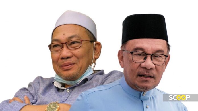 Awang Solahuddin v Anwar