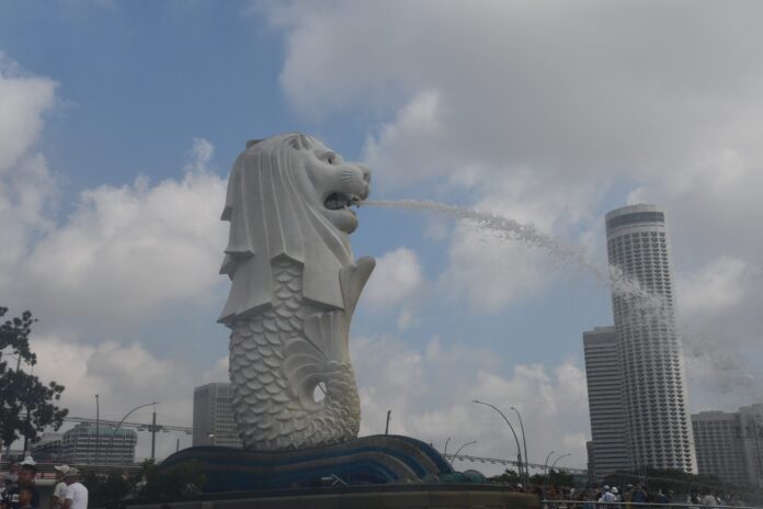 Merlion-Singapore-BugWarp wiki commons