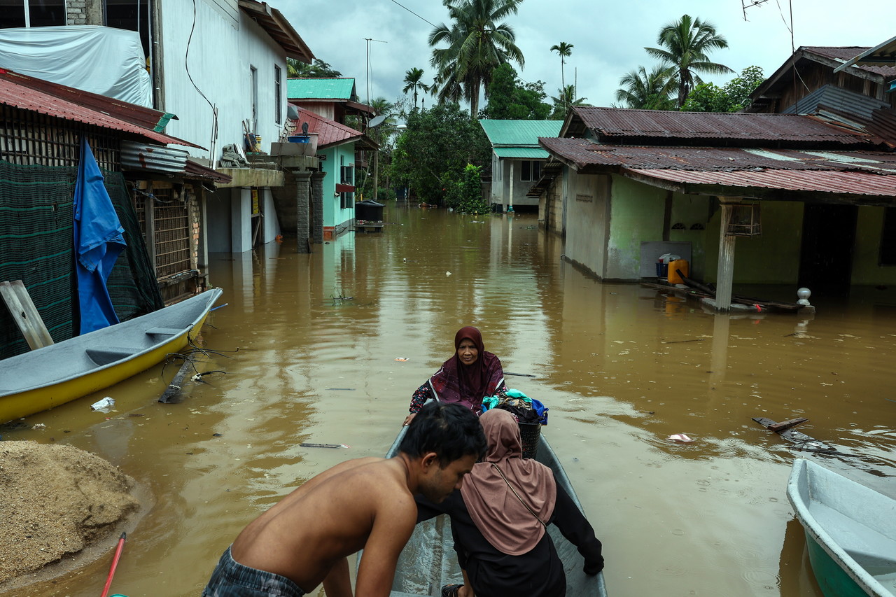 K’tan, T’ganu, Pahang floods getting worse while Negri closes last shelter