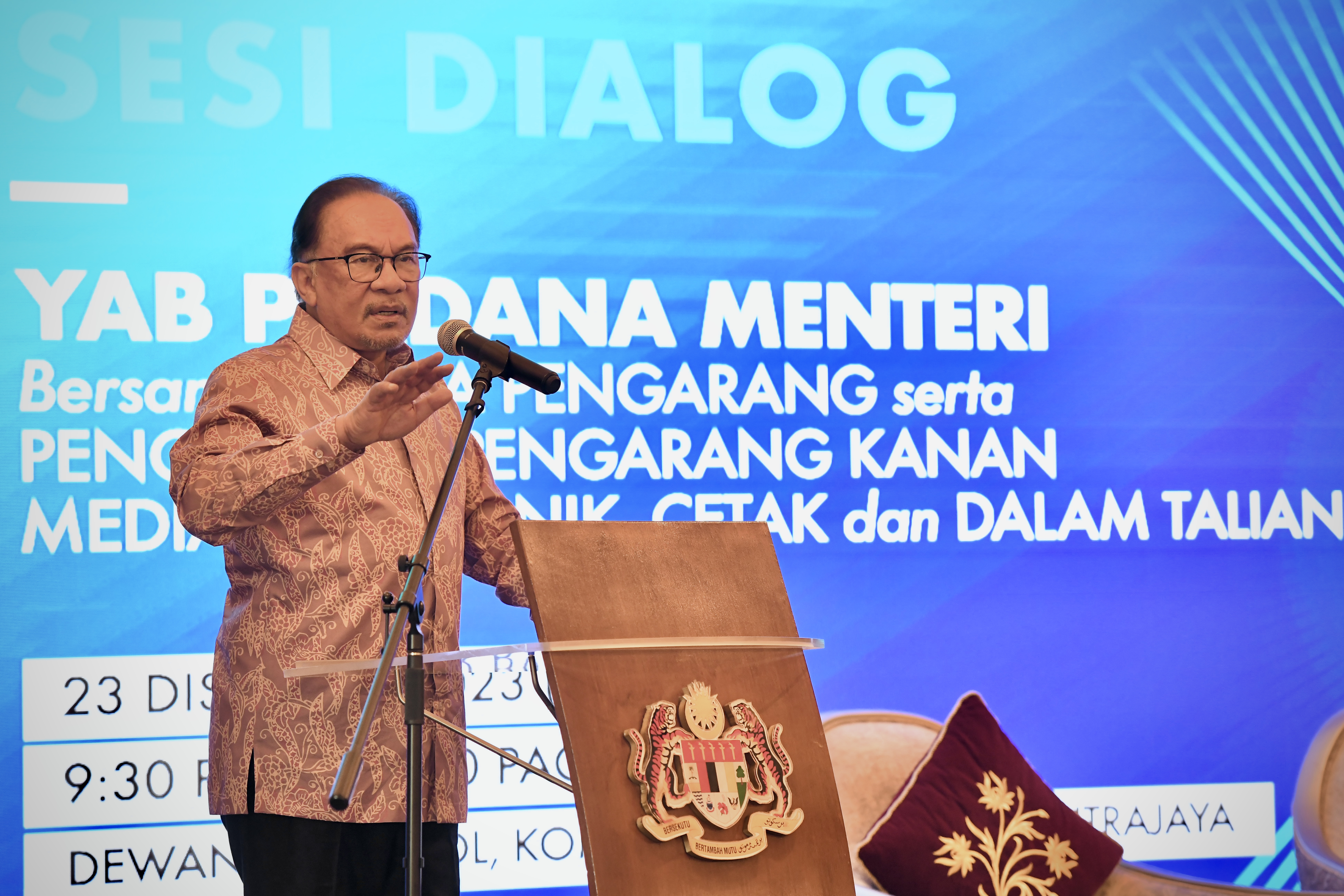 Kestabilan politik dalam negara, bantu kerajaan fokus bangunkan ekonomi: Anwar