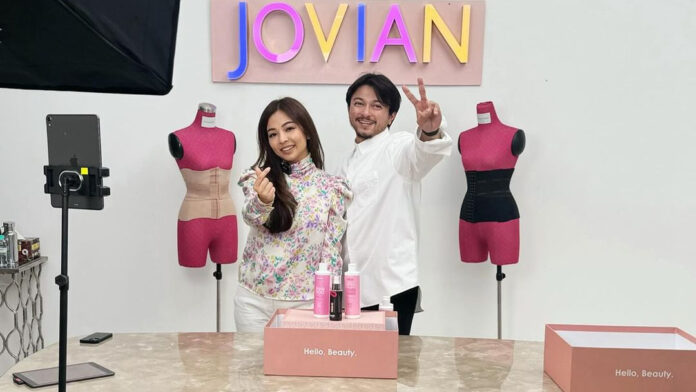 Jovian Mandagie dan Nina (1)