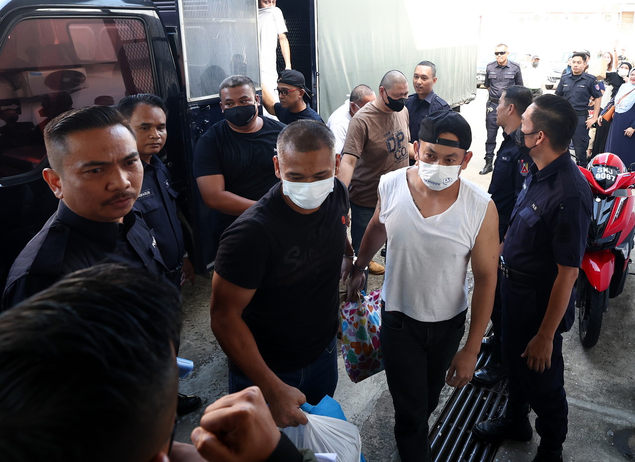 Tawau plantation murder: there were blood traces inside, outside Myvi, witness says