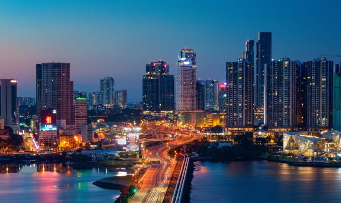 Johor Bahru-causeway-Iskandar Malaysia-Lionel Lim flickr
