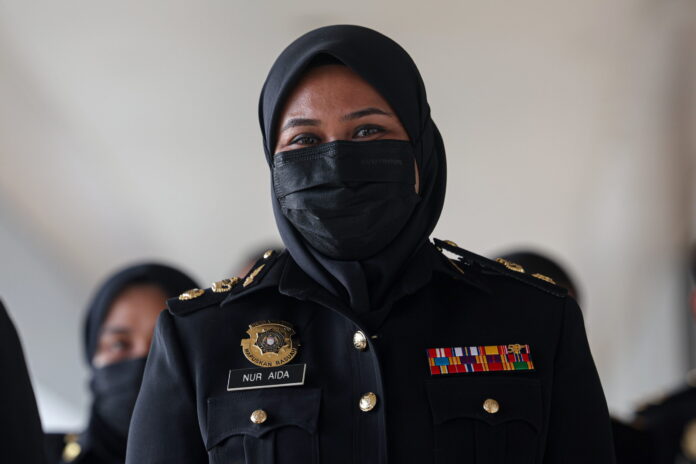 NUR AIDA ARIFIN