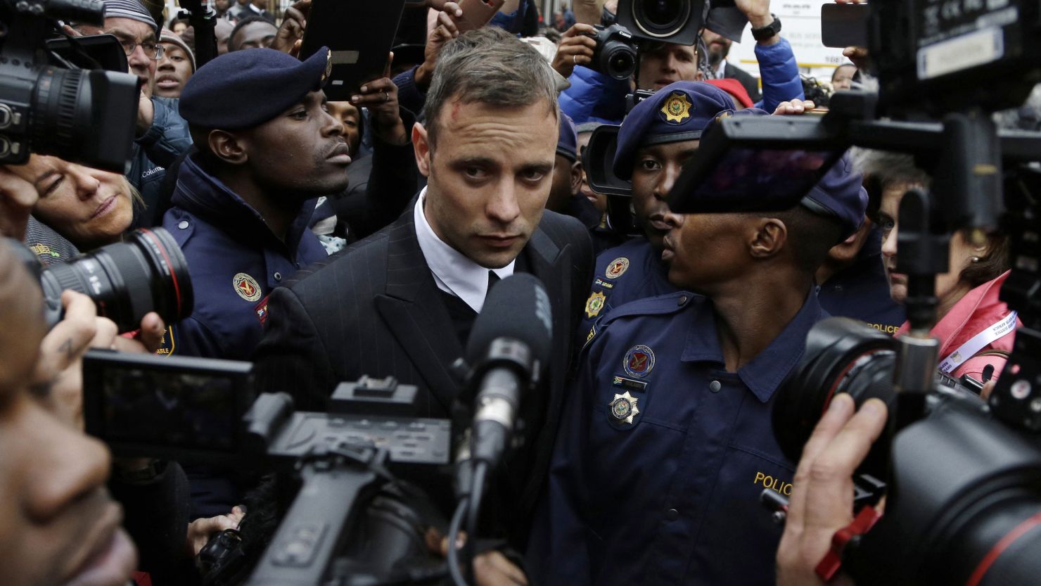 ‘Blade Runner’ Pistorius leans towards cleaning local church for community service