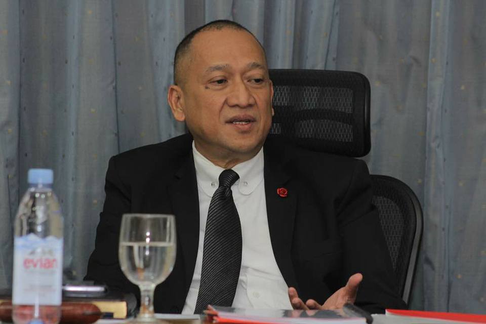 MPs claiming enough SDs to topple govt are ‘stupid’, ignorant of law, says Nazri