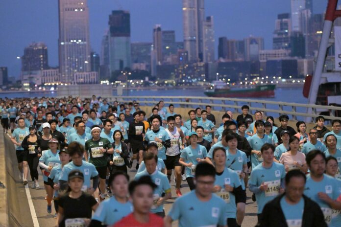hongkong standard chartered marathon - Discover Hong Kong fb