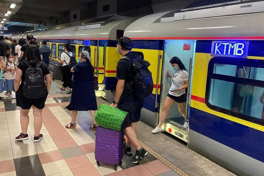 Rakyat Malaysia nikmati tambang RM5 sehala bagi tren Shuttle Tebrau bermula 1 Ogos