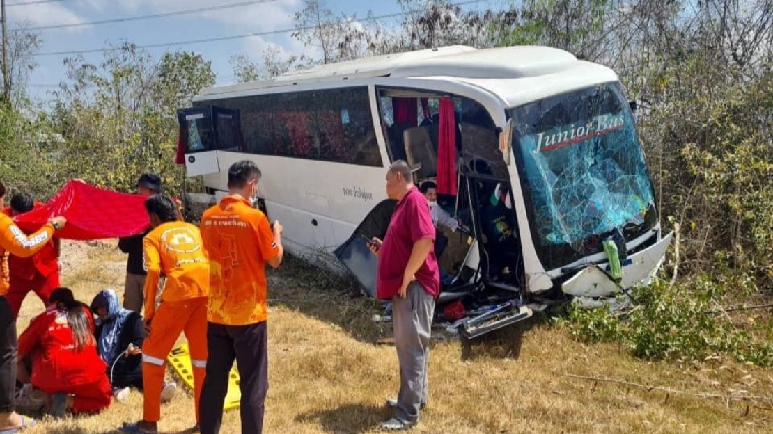 36 rakyat Malaysia cedera bas persiaran terbabas di Thailand