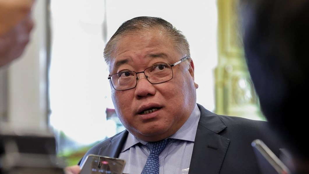 Ammar demoted because of incompetence, Tiong fires back