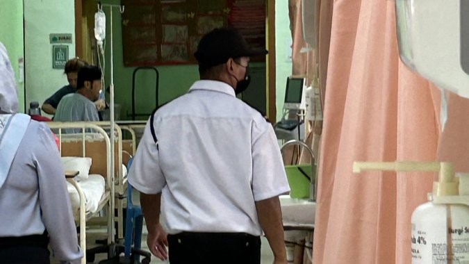 Outrage as woman barred from Johor hospital endures racial remarks