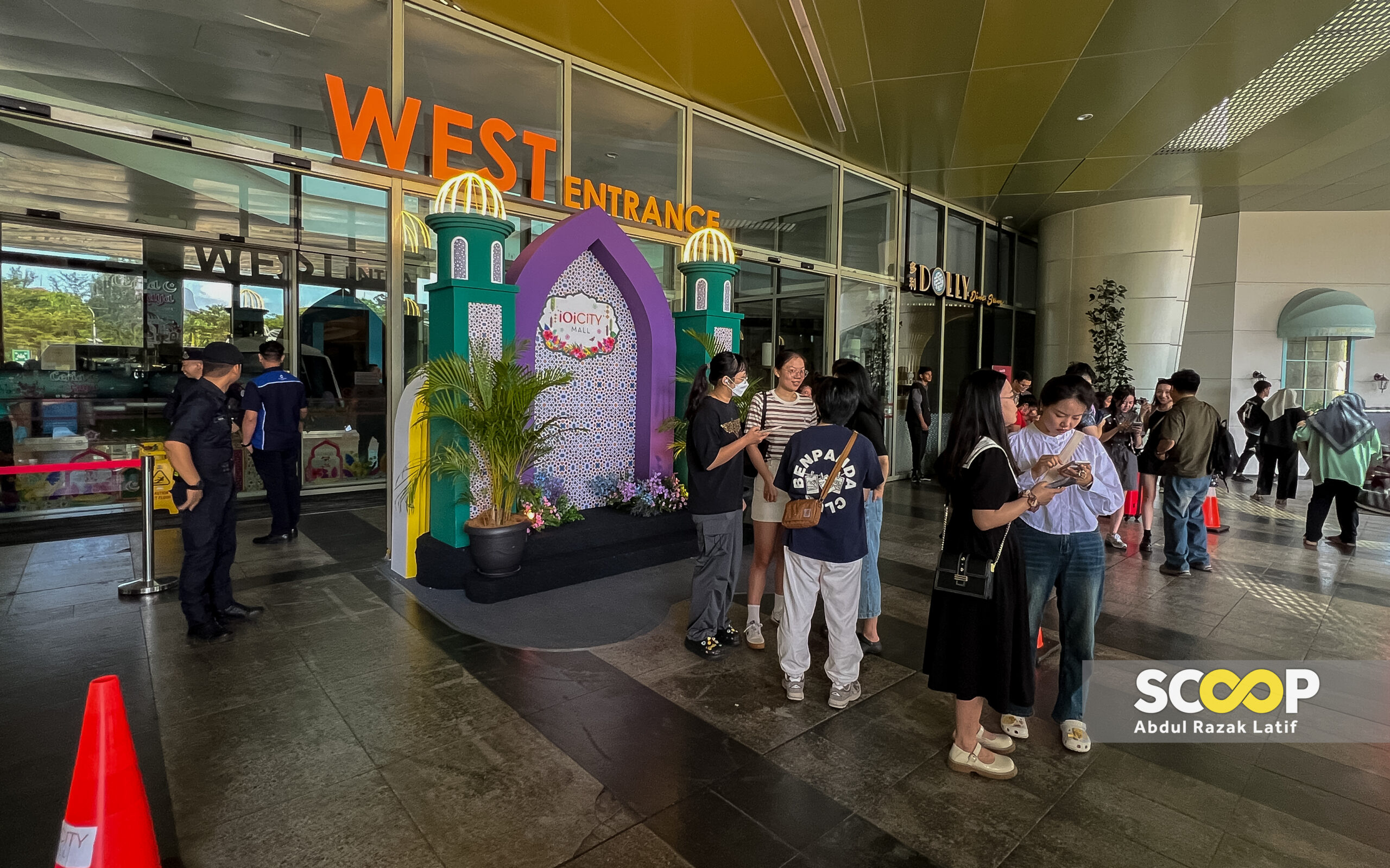 Putrajaya’s IOI City Mall stays shut as TNB struggles to resolve power outage