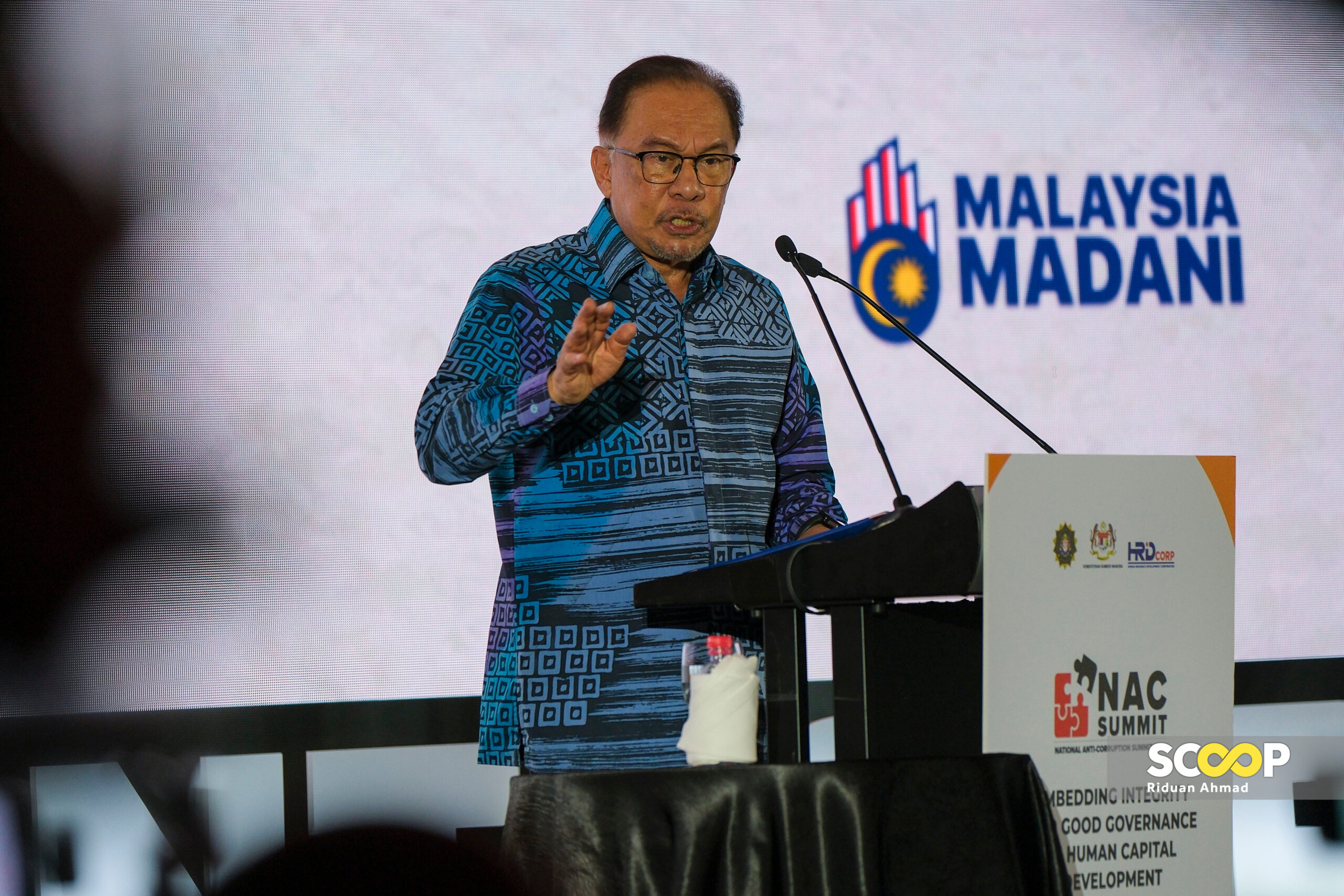 Anwar urges IRB crackdown on tax evaders