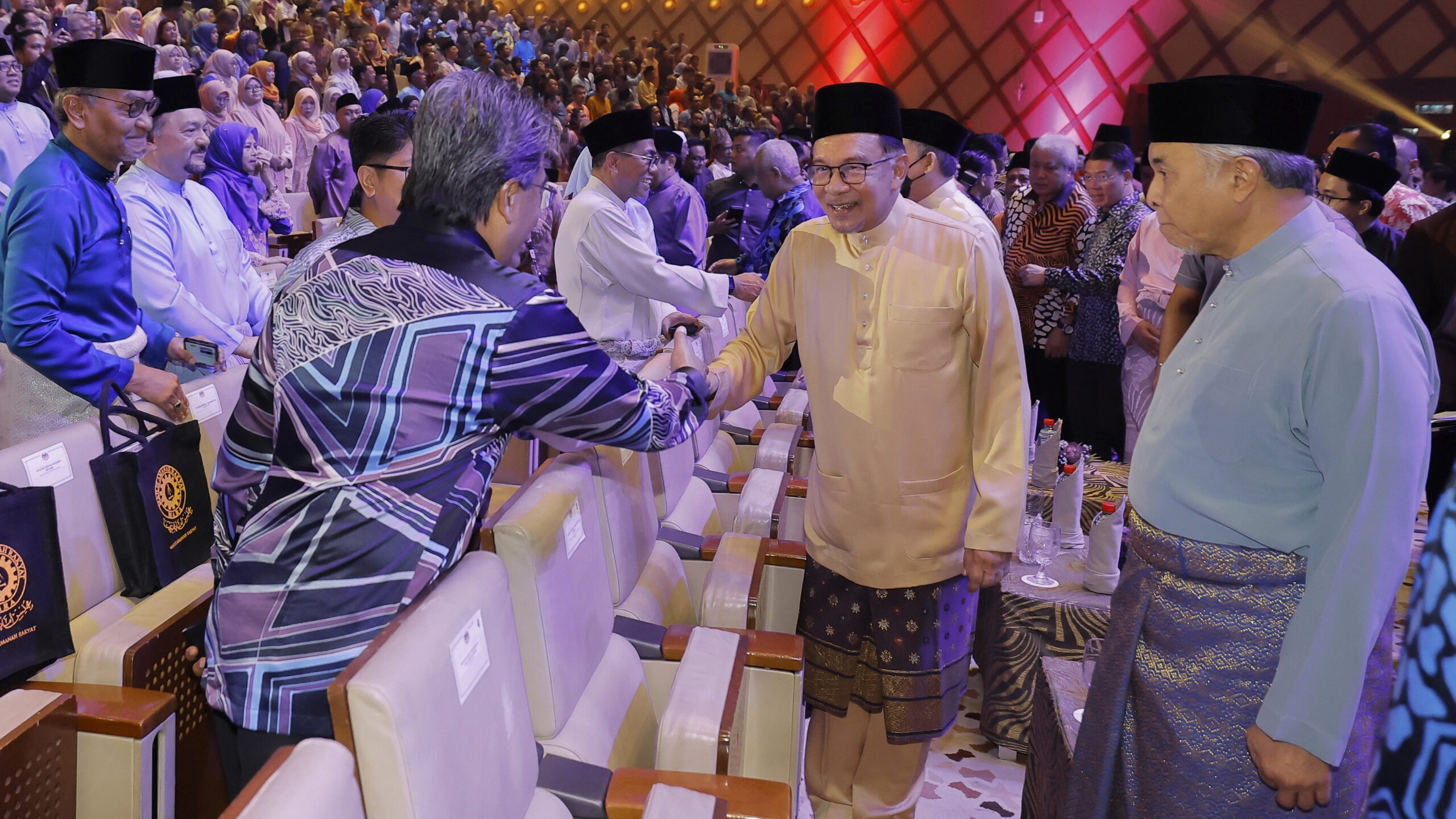 Govt allocates RM1 bil to empower new generation of Bumiputera entrepreneurs: Anwar