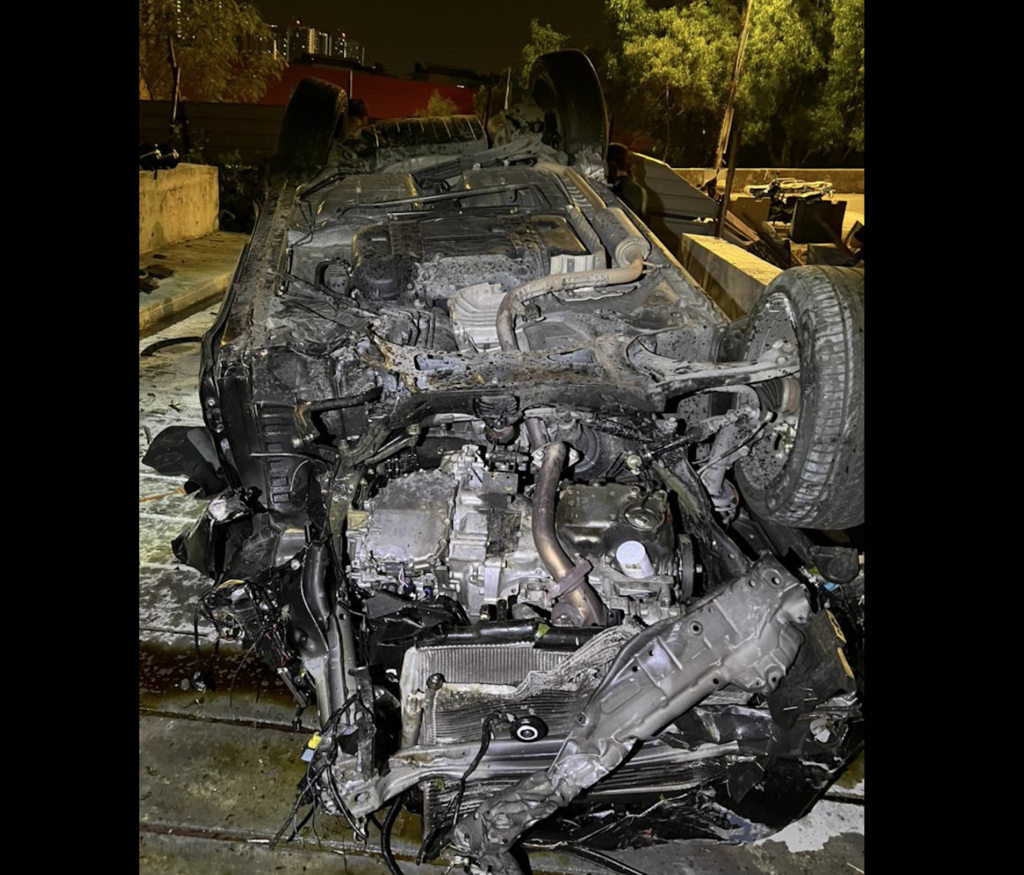 5am car crash leaves one dead, two seriously injured | Scoop
