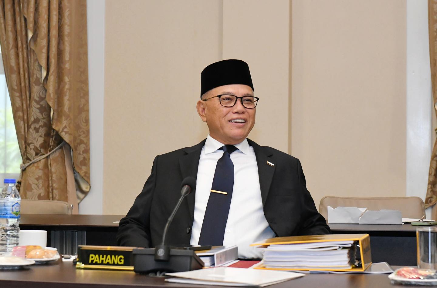 Pahang civil servants to end work at 12.30pm on Fridays during Ramadan: MB