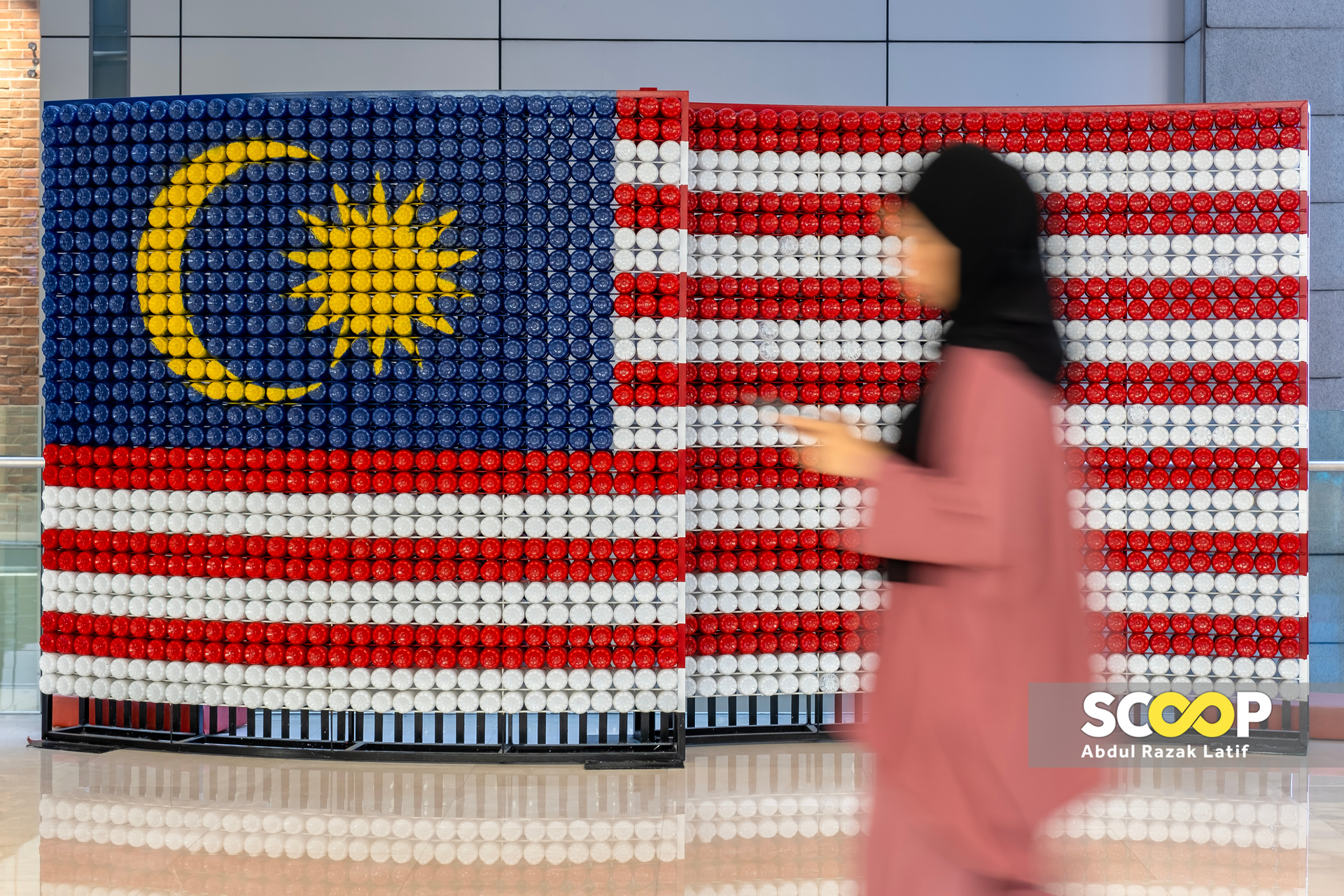 Photo of the day: Symbol of sustainability with eco-friendly Malaysian flag