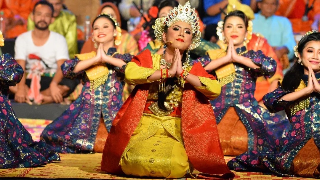 Giliran Mek Mulung pula dipentaskan di festival antarabangsa: Rosminah Tahir