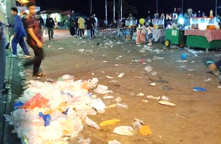 Raya aftermath: authorities dismayed by hundreds of kilos of rubbish strewn in tourist spots