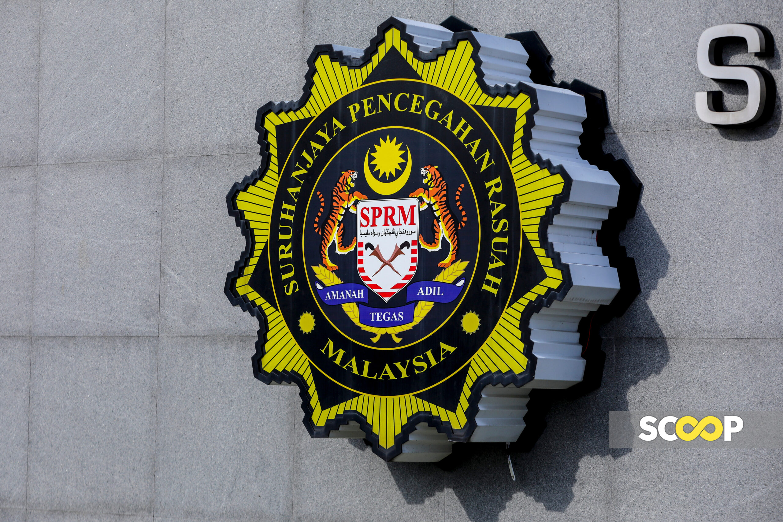 Remand for Perlis MB’s son extended till tomorrow as graft probe continues