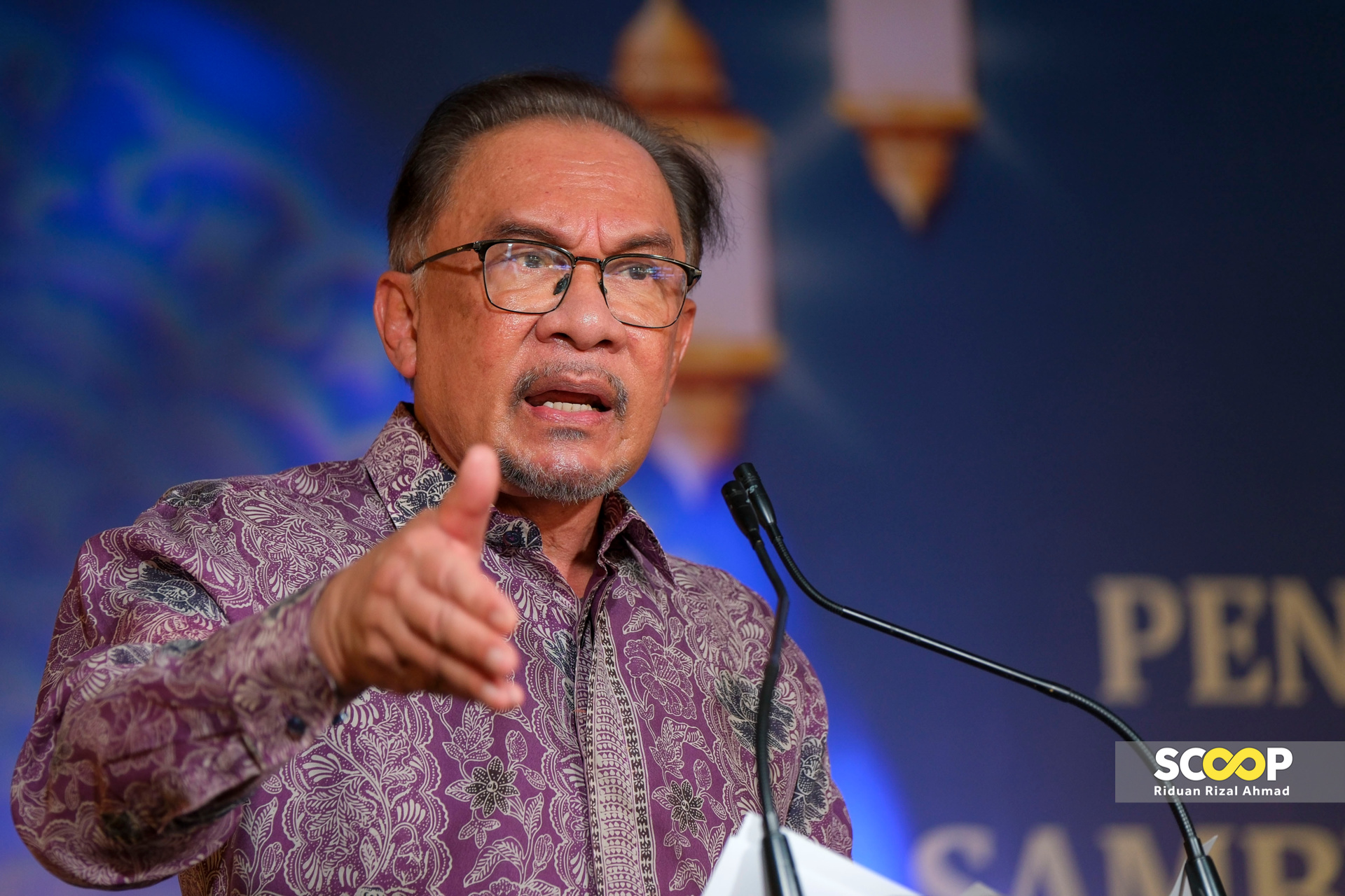 Anwar refutes opposition's allegations of pro-Israel firm owning MAHB shares