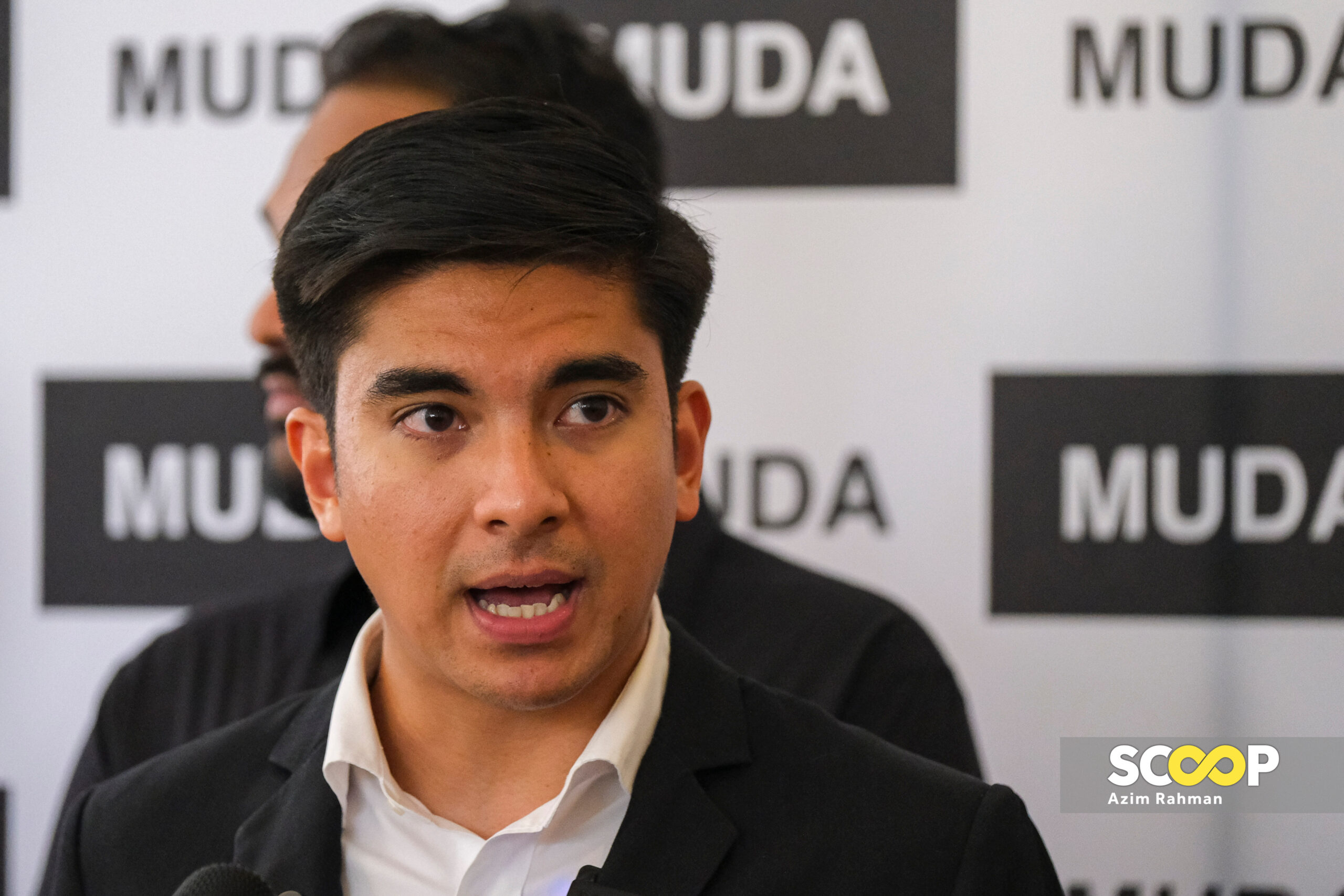 Syed Saddiq hauls Anwar, govt to court over cancelled constituency allocations