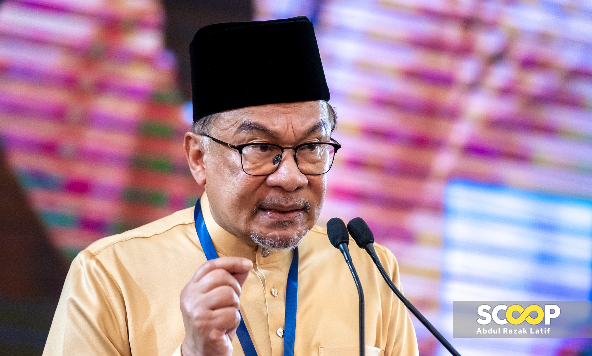 Civil servants salary hike achievable through prudent financial management, says Anwar