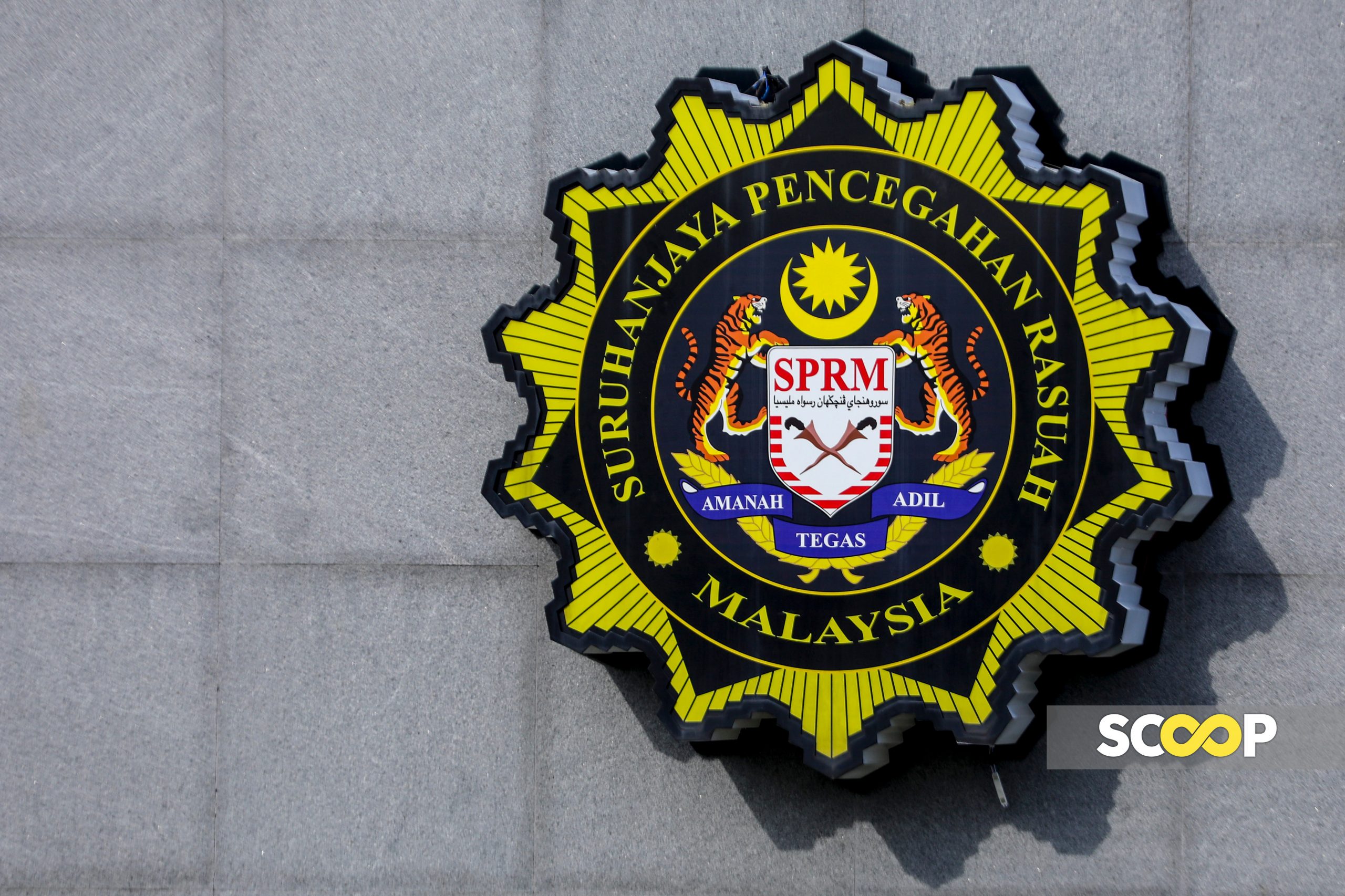 Company director, law firm owner detained over RM38 mil investment case: MACC