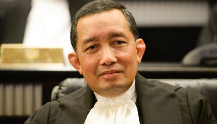 idrus-harun-facebook-pic