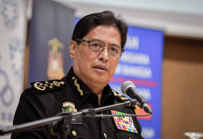 TAN SRI AZAM BAKI