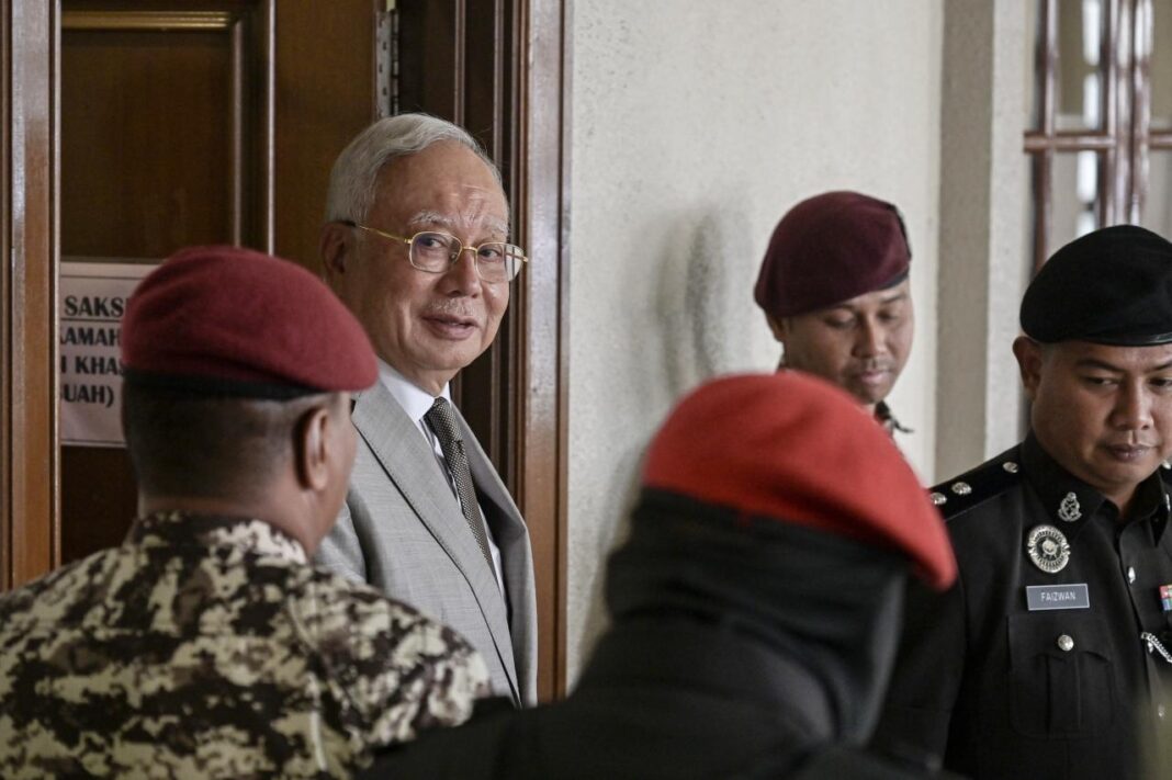 High Court rejects Najib’s bid to stay 1MDB sentence, RM11.4 billion ...
